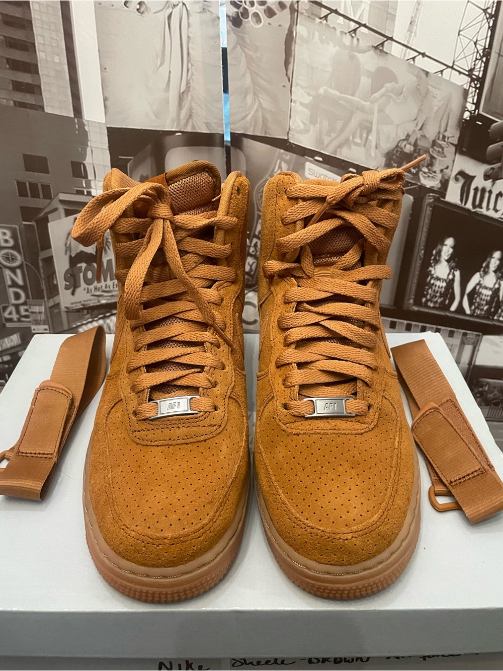 Nike Air Force 1 High Flax Wheat Brown Suede Sneakers Women's Size 7.5 - Picture 2 of 15